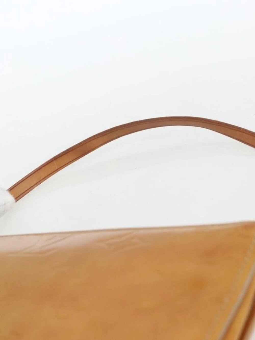 LOUIS VUITTON Monogram Vernis Lexington Accessory Pouch Beige M91010 Auth - Picture 10 of 15